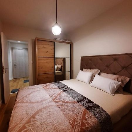 Apartment Alex بار المظهر الخارجي الصورة