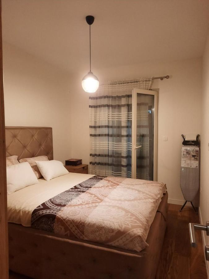 Apartment Alex بار المظهر الخارجي الصورة