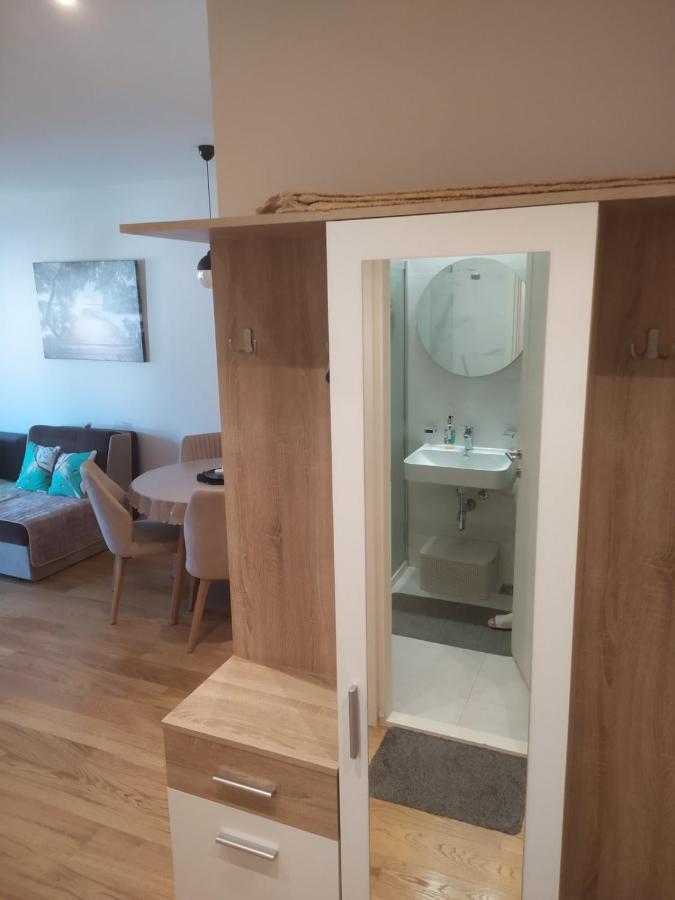Apartment Alex بار المظهر الخارجي الصورة