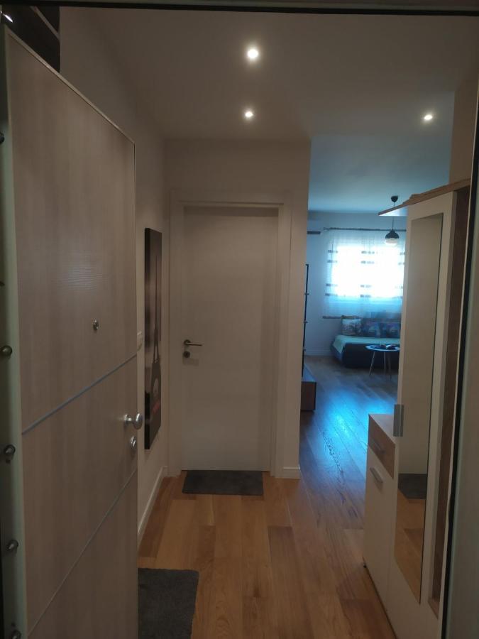 Apartment Alex بار المظهر الخارجي الصورة