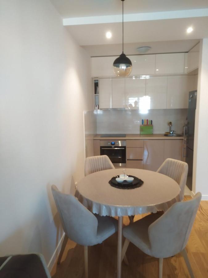 Apartment Alex بار المظهر الخارجي الصورة