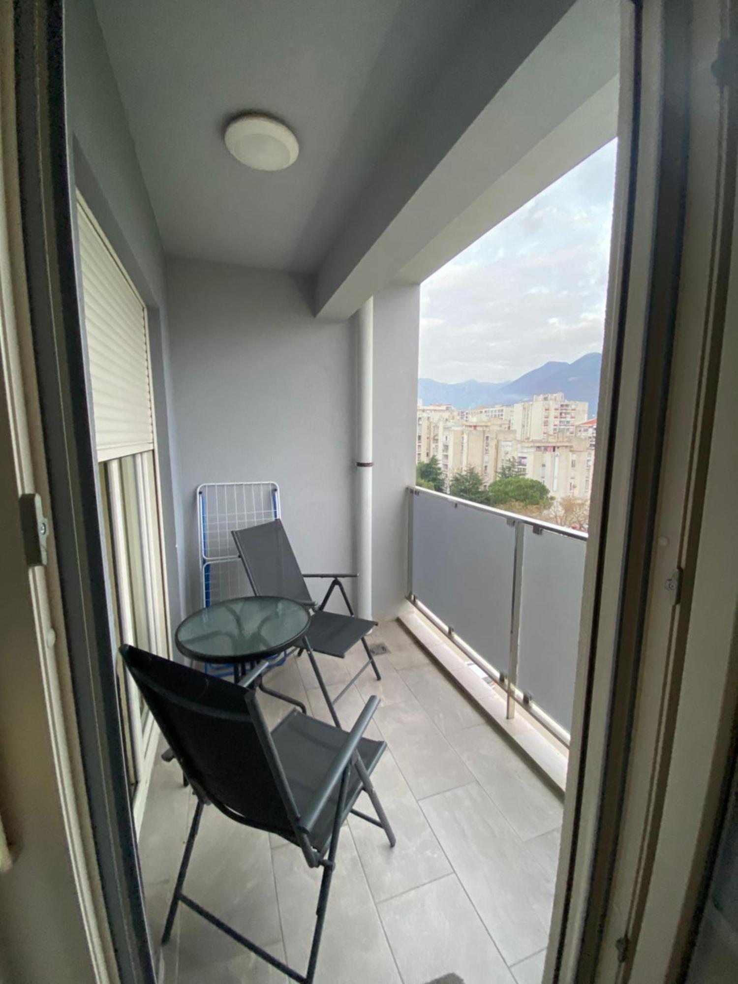 Apartment Alex بار المظهر الخارجي الصورة