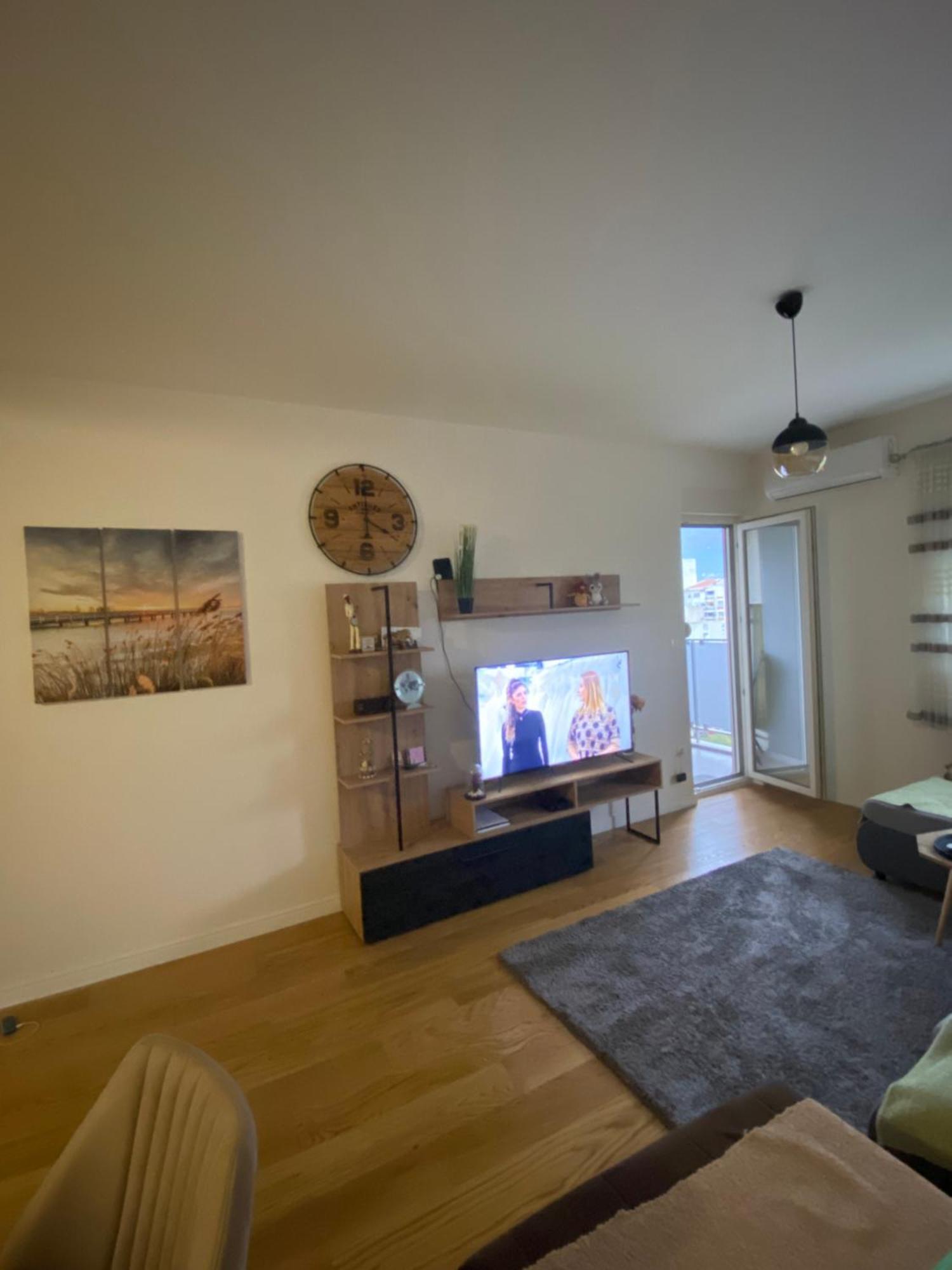 Apartment Alex بار المظهر الخارجي الصورة