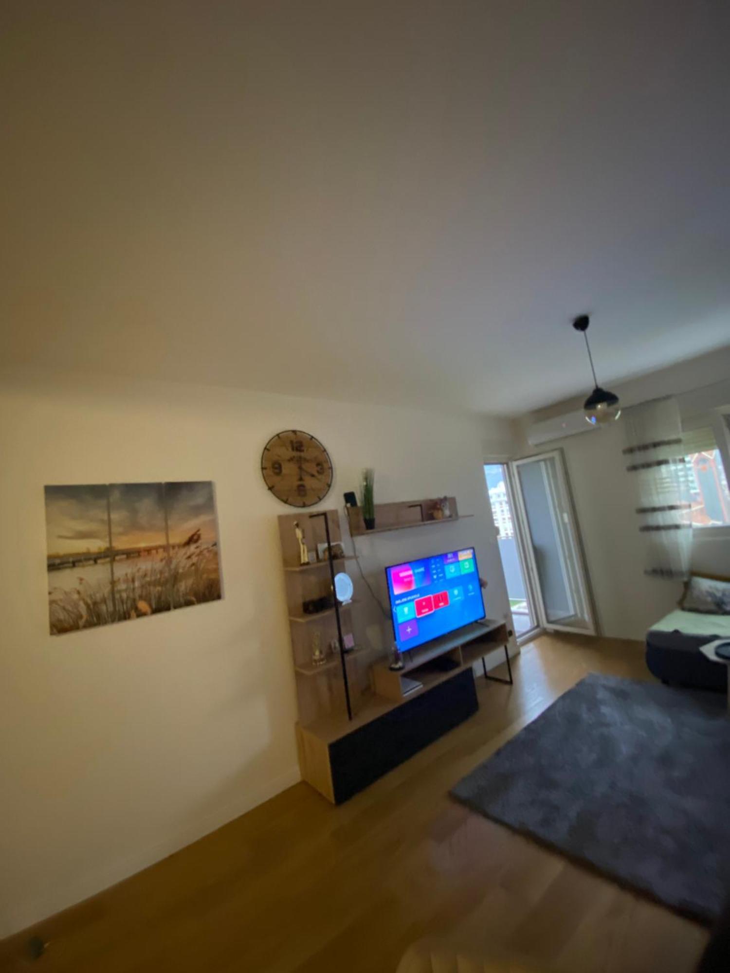Apartment Alex بار المظهر الخارجي الصورة